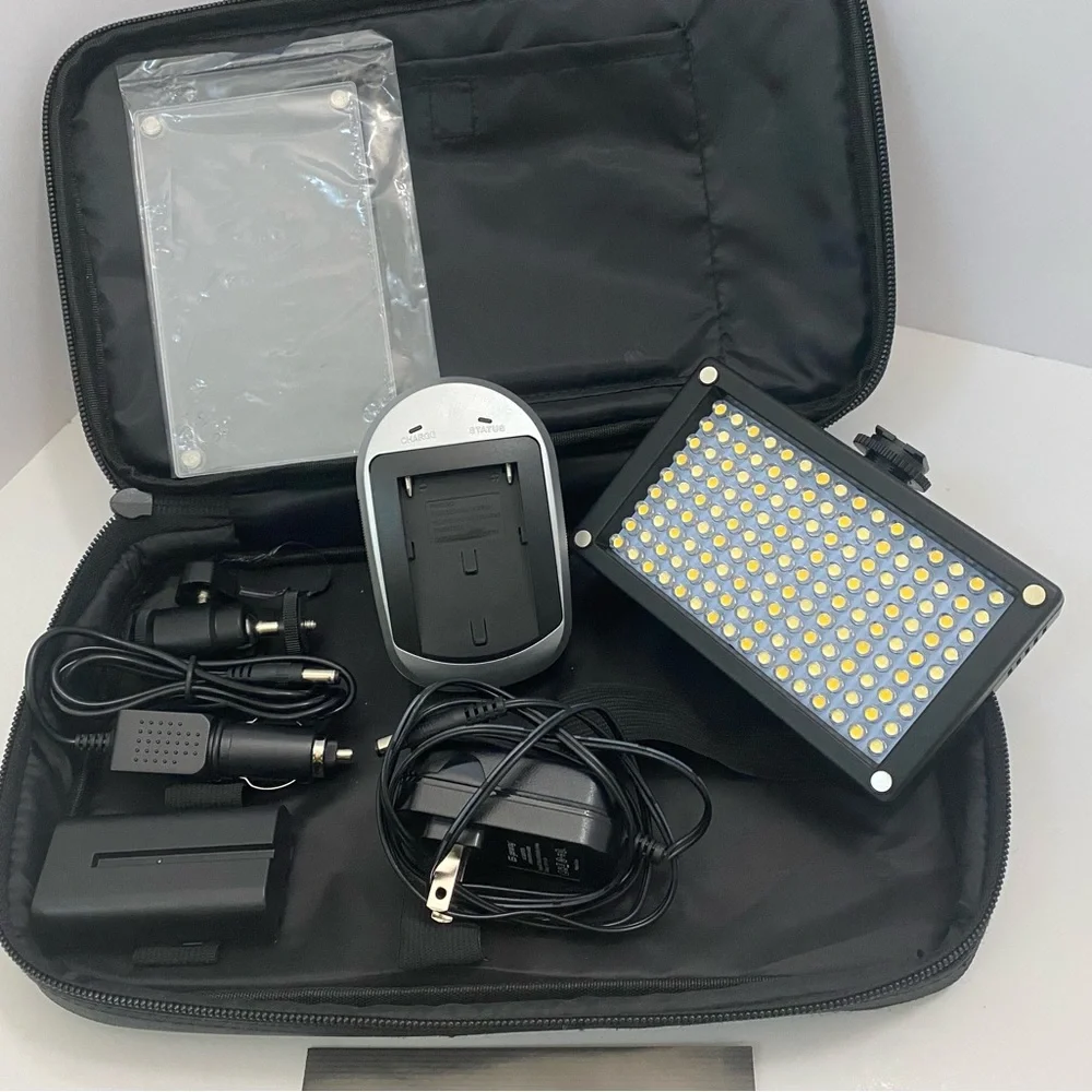 Genaray LED-6200T 144 LED Photography Light